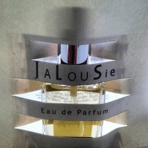 Jalousie – новые духи от Parfums Lalun